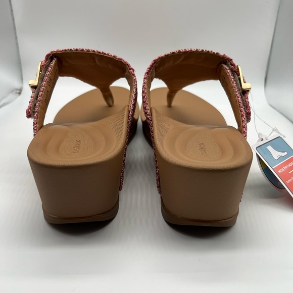Aetrex Women Thong Kate Tan Sandals 10.5-11 Arch Support Heels NEW IN BOX - Picture 8 of 13